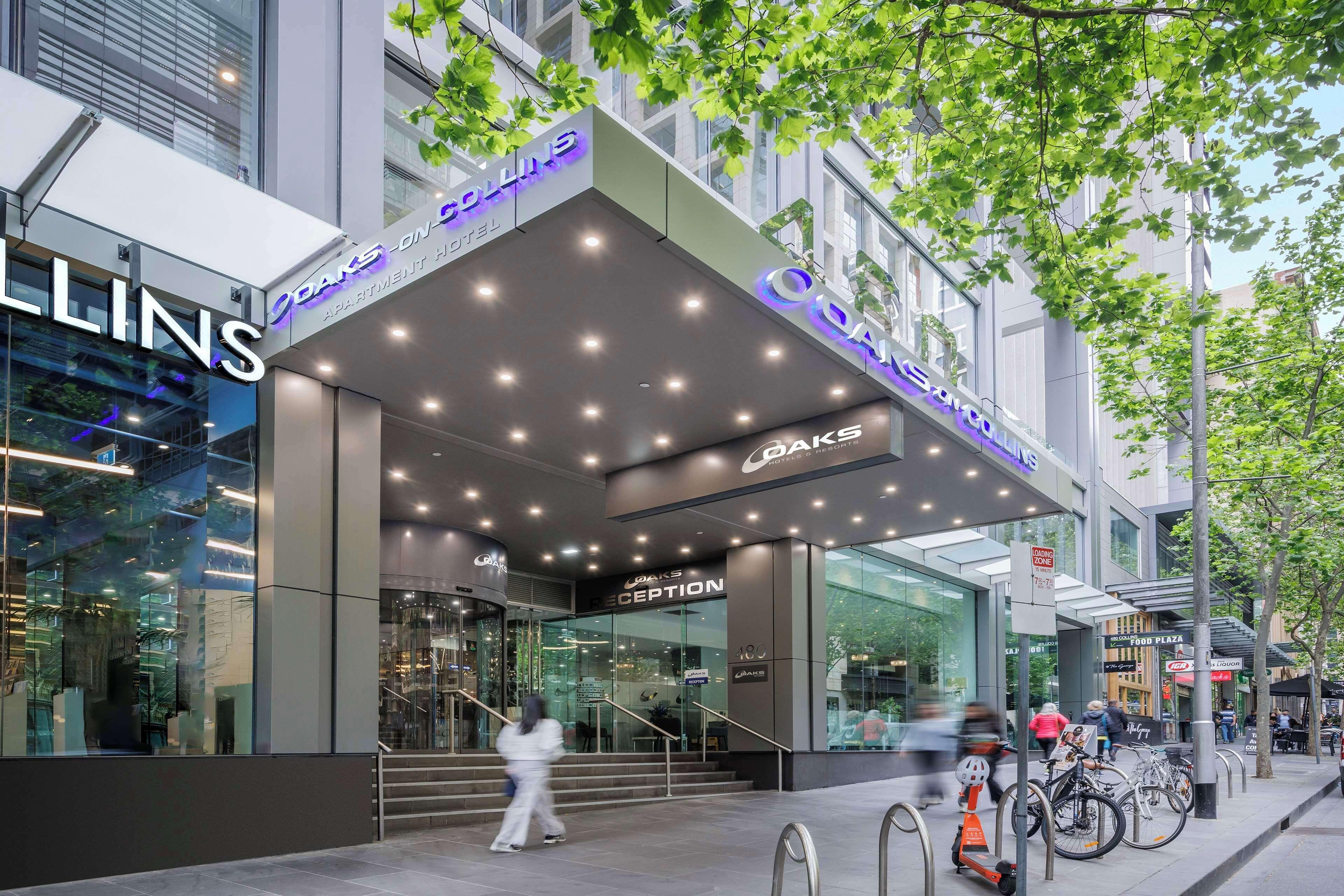 Oaks Melbourne On Collins Suites — Photos 1